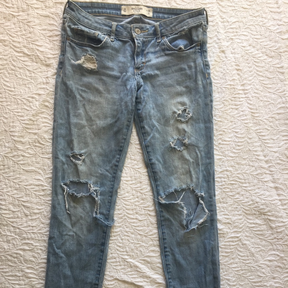 Abercrombie low rise distressed boyfriend jeans